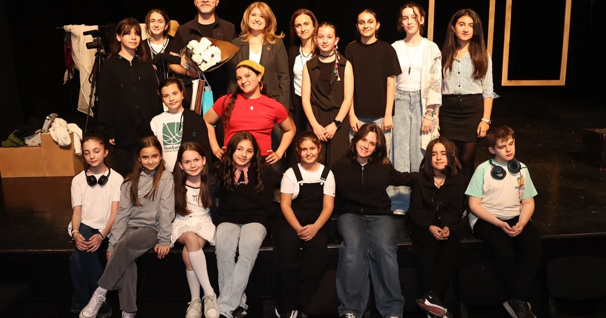 Bursa’da Nilüferli drama öğrencilerinden renkli final