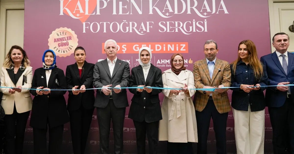 İstanbul Pendik’te ‘Kalpten Kadraja’ sergisi açıldı