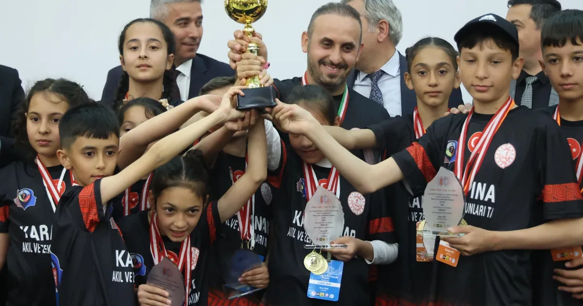 Konya’da 6. Akıl ve Zeka Oyunları yarışması büyük heyecana sahne oldu