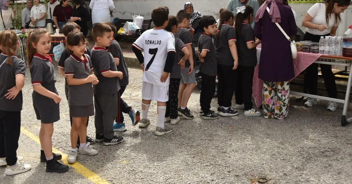Manisa’da kermes etkinliği büyük ilgi gördü