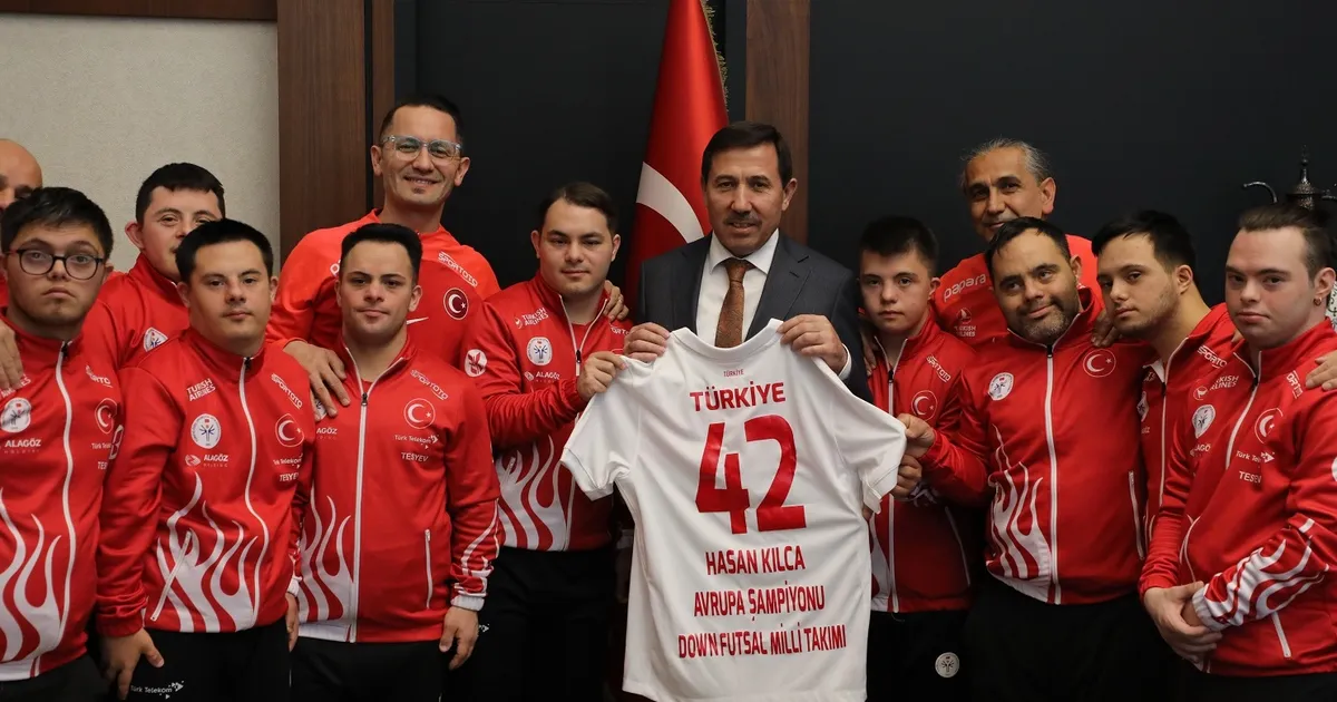 Özel sporculardan Karatay’a ziyaret