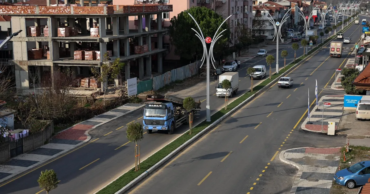 Sakarya Büyükşehir’den şehrin dört bir yanına ‘yeşil’ dokunuş!