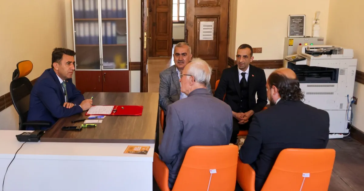 Vali Aygöl, Açık Kapı’da Bileciklilerle buluştu